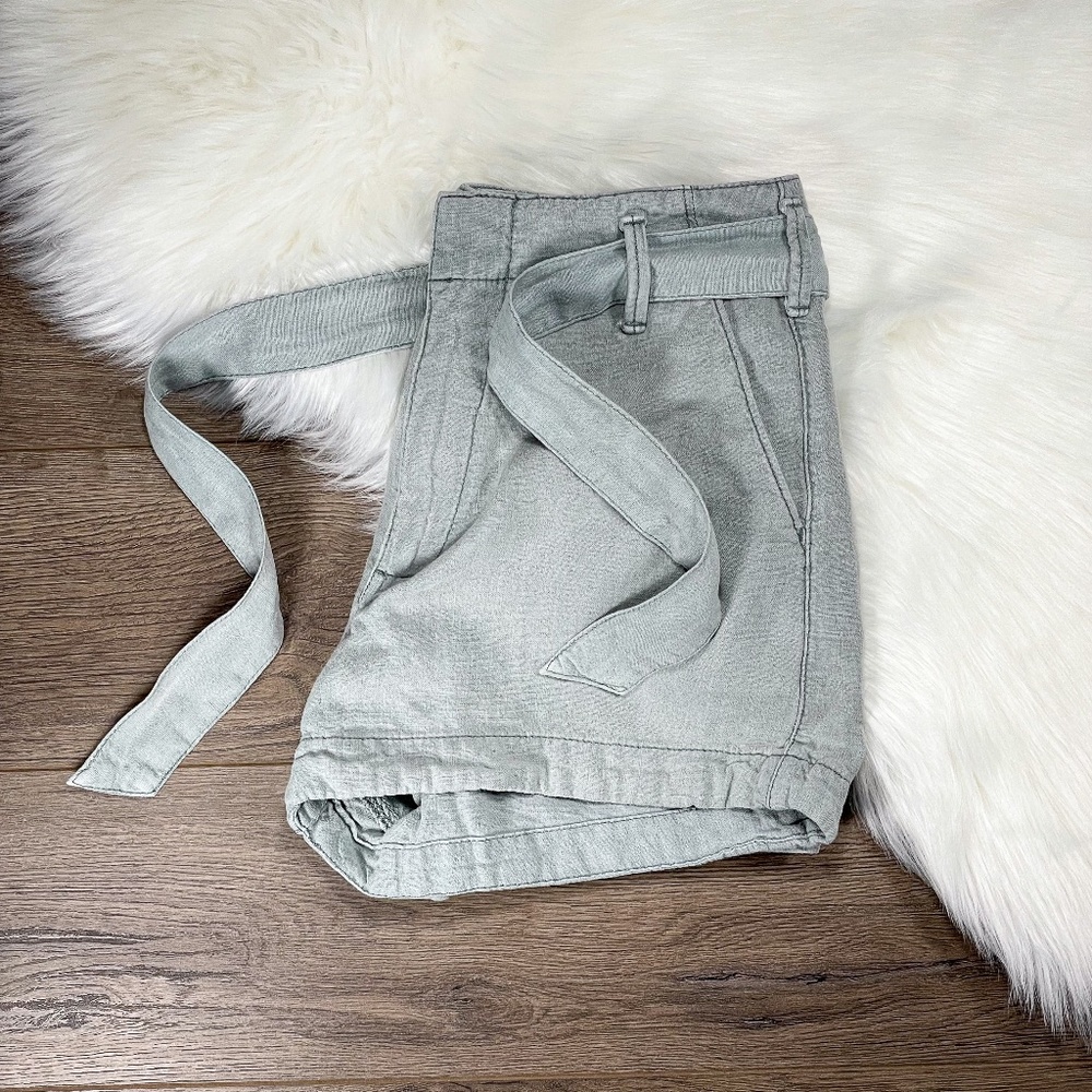 A&F | High-Rise Tie Waist Linen Blend Short